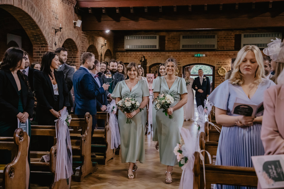 Andrew & Kate's Wedding at The Cow Tapnell Farm - Holly Cade - Alternative Candid Documentary Wedding & Portrait Photographer. Isle of Wight, Portsmouth, Southampton, Hampshire, the South Coast of England, throughout the UK