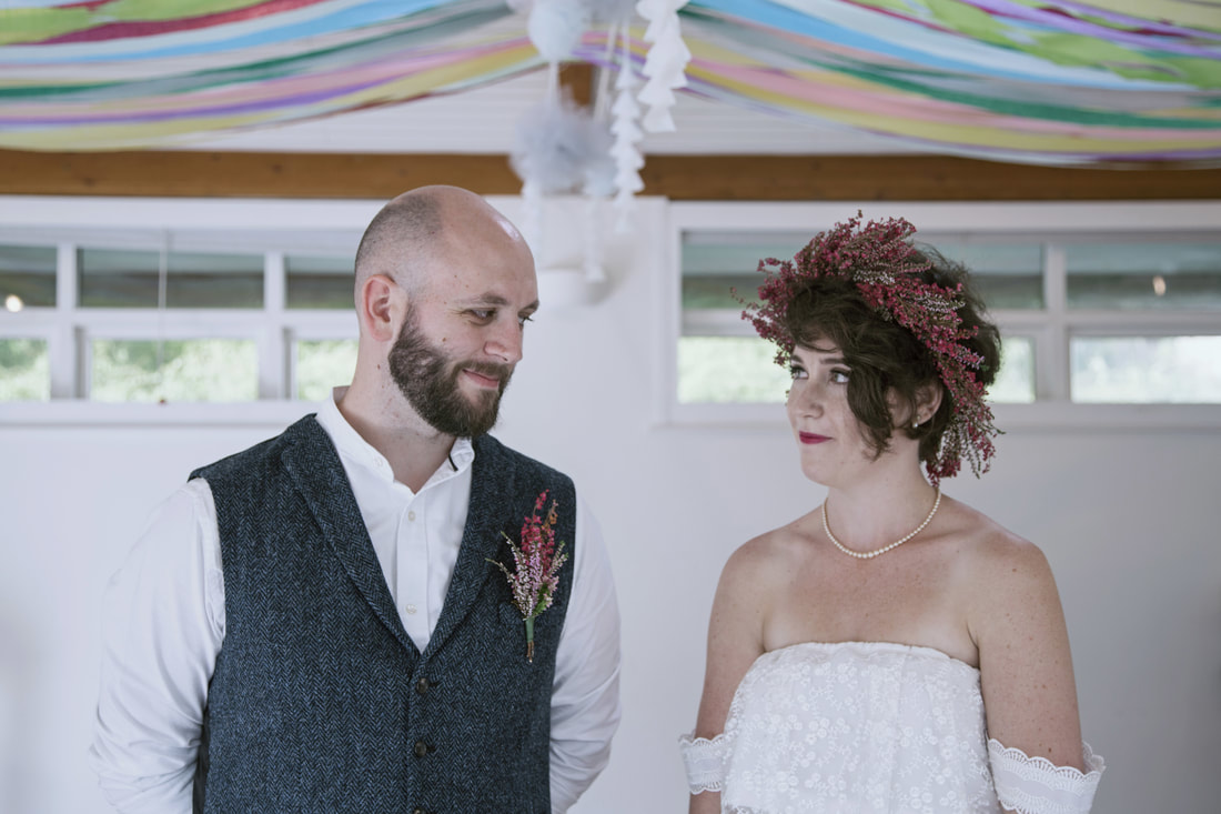 Sarah & Anthony's Wedding at Ventnor Botanic Gardens, Isle of Wight - Holly Cade Photography, UK Wedding and Portrait Photographer