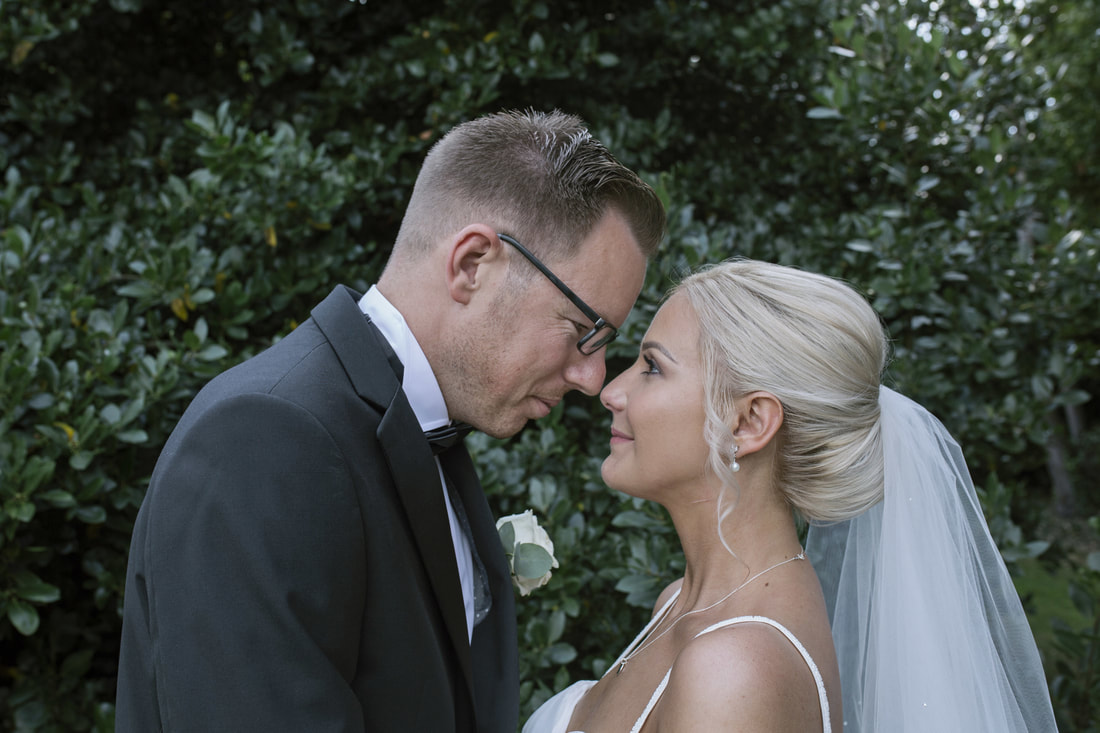 Chris & Charlotte's Wedding at St. Mary's Church & Northwood House, Cowes, Isle of Wight - Holly Cade : UK Wedding and Portrait Photographer