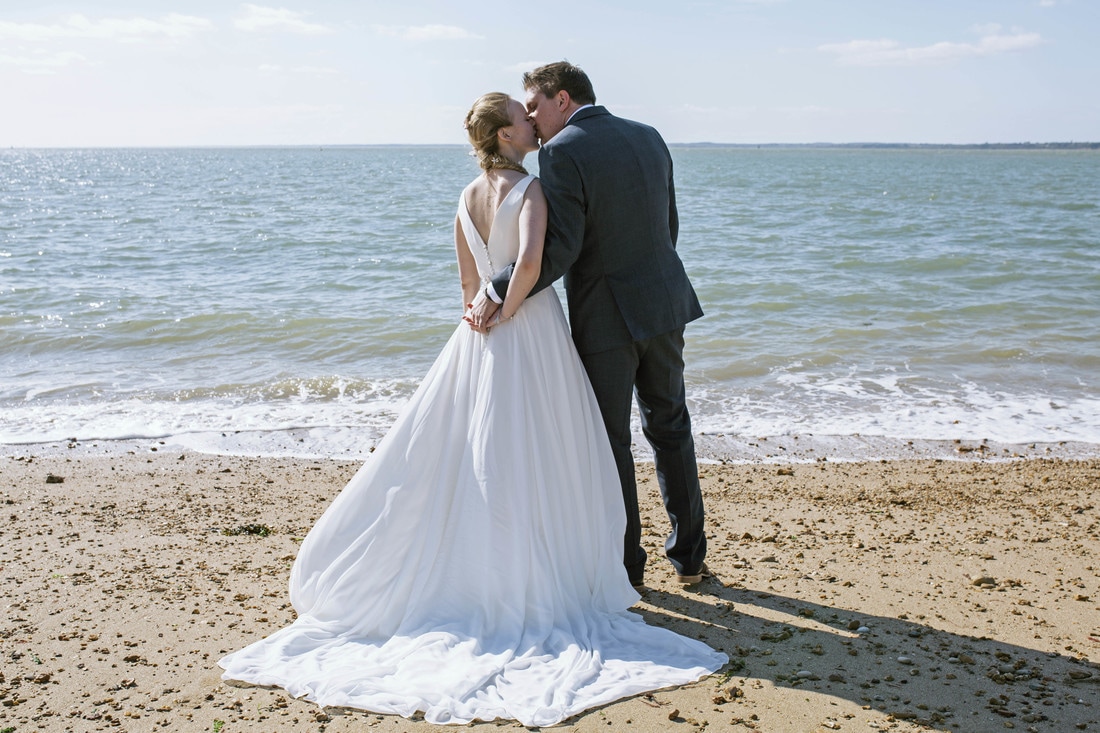 Jamie & Dani's Wedding, Northwood House Isle of Wight - Holly Cade Photography, Isle of Wight Wedding and Portrait Photographer 