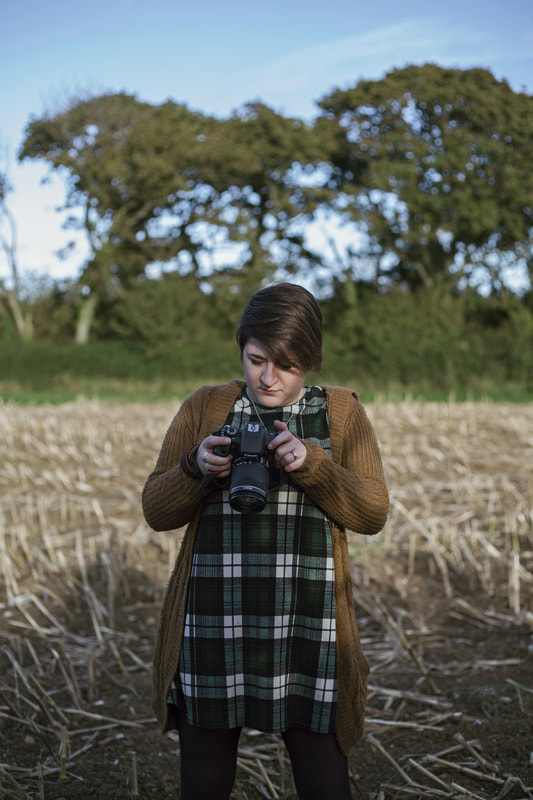 Meet my new Second Shooter/Assistant/Photographic Homegirl, Lana Jones - Holly Cade, UK Wedding and Portrait Photographer, based on the Isle of Wight.