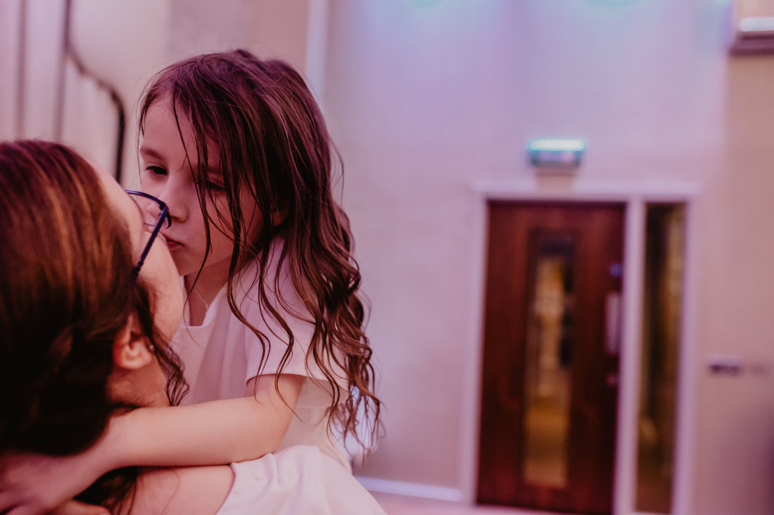 Vickie & Richie's Wedding at San Pietro Scunthorpe : Holly Cade - Alternative Candid Documentary Wedding & Portrait Photographer. Available to shoot on the Isle of Wight, Portsmouth, Southampton, Hampshire, the South Coast of England, throughout the UK and Worldwide.