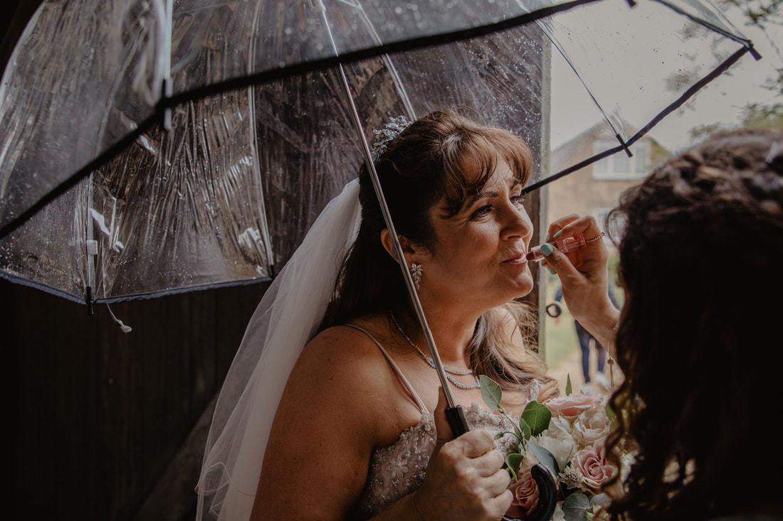 Wedding at New Barn Farm - Best wedding photos of 2022 - Holly Cade - Alternative Candid Documentary Wedding & Portrait Photographer. Available to shoot on the Isle of Wight, Portsmouth, Southampton, Hampshire, and throughout the UK 