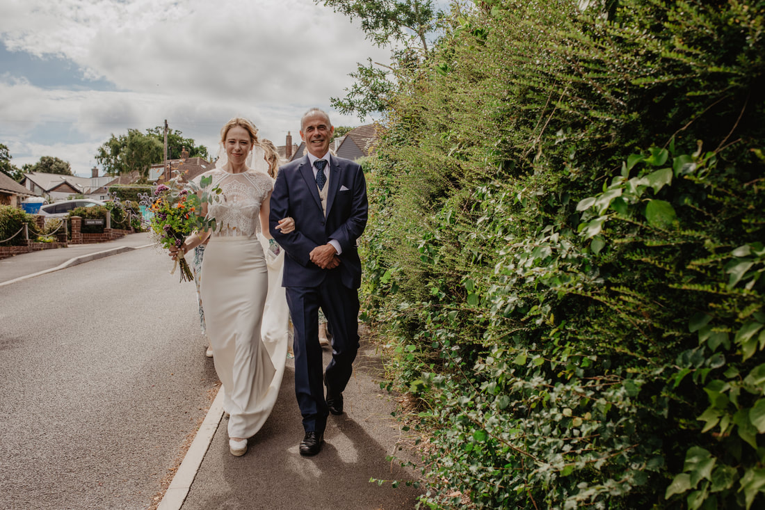 Wedding at New Barn Farm - Best wedding photos of 2022 - Holly Cade - Alternative Candid Documentary Wedding & Portrait Photographer. Available to shoot on the Isle of Wight, Portsmouth, Southampton, Hampshire, and throughout the UK