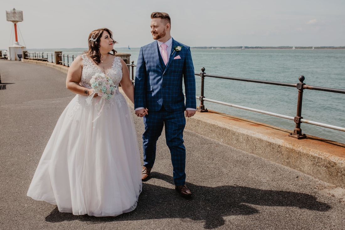 Wedding at New Holmwood - Best wedding photos of 2022 - Holly Cade - Alternative Candid Documentary Wedding & Portrait Photographer. Available to shoot on the Isle of Wight, Portsmouth, Southampton, Hampshire, and throughout the UK 