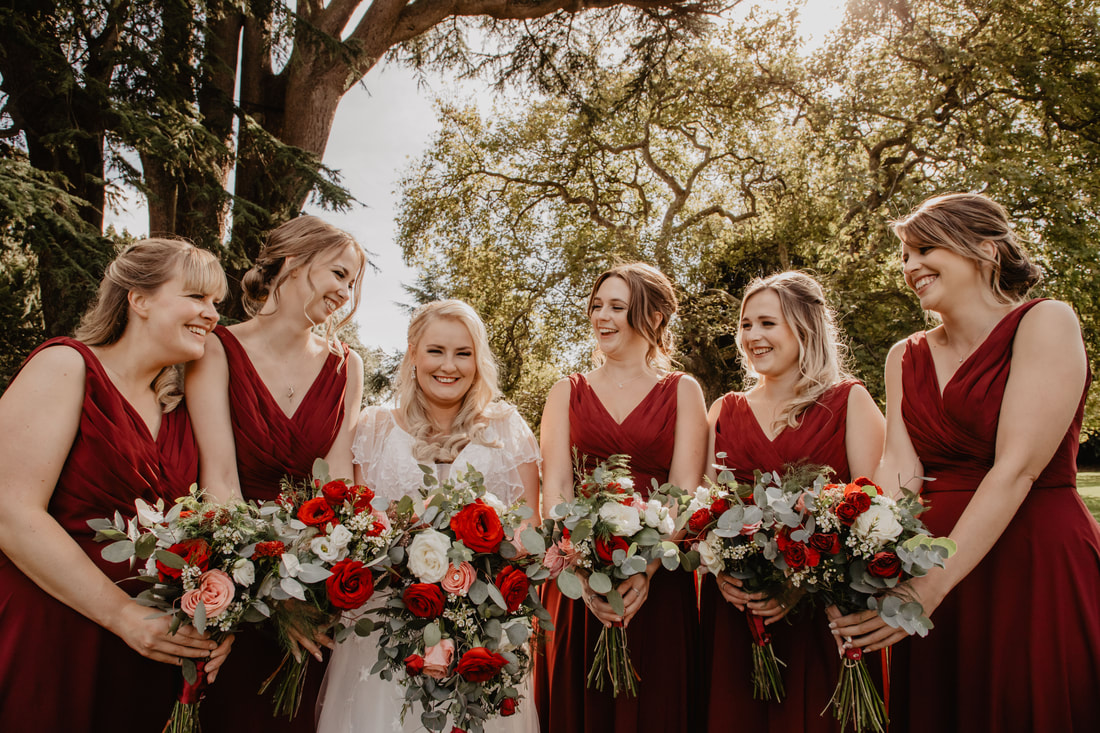 Wedding at Northwood House - Best wedding photos of 2022 - Holly Cade - Alternative Candid Documentary Wedding & Portrait Photographer. Available to shoot on the Isle of Wight, Portsmouth, Southampton, Hampshire, and throughout the UK 