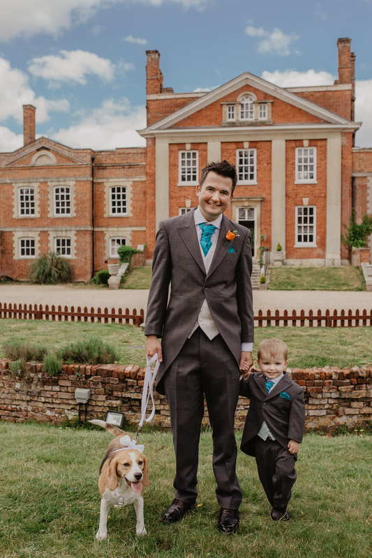 Wedding at Warbrook House - Best wedding photos of 2022 - Holly Cade - Alternative Candid Documentary Wedding & Portrait Photographer. Available to shoot on the Isle of Wight, Portsmouth, Southampton, Hampshire, and throughout the UK 